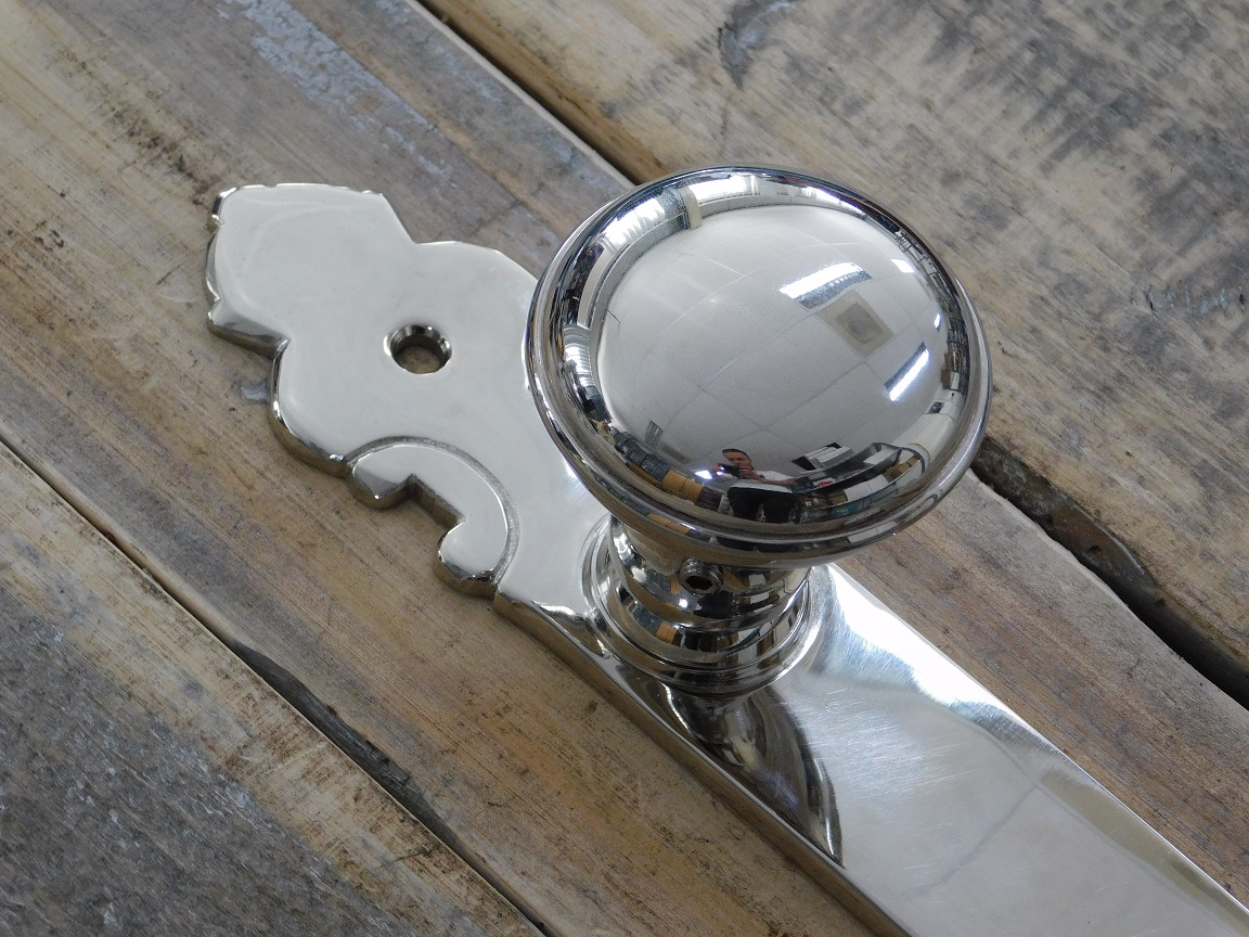Halve set deurbeslag PZ92 - draaibare deurknop met lange plaat - gepolijst nikkel