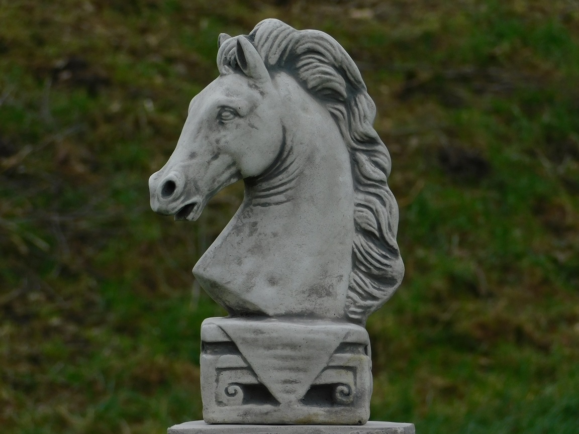 Statue Horse Head - 35 cm - Stone