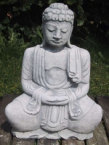 Japanse Boeddha vol steen.