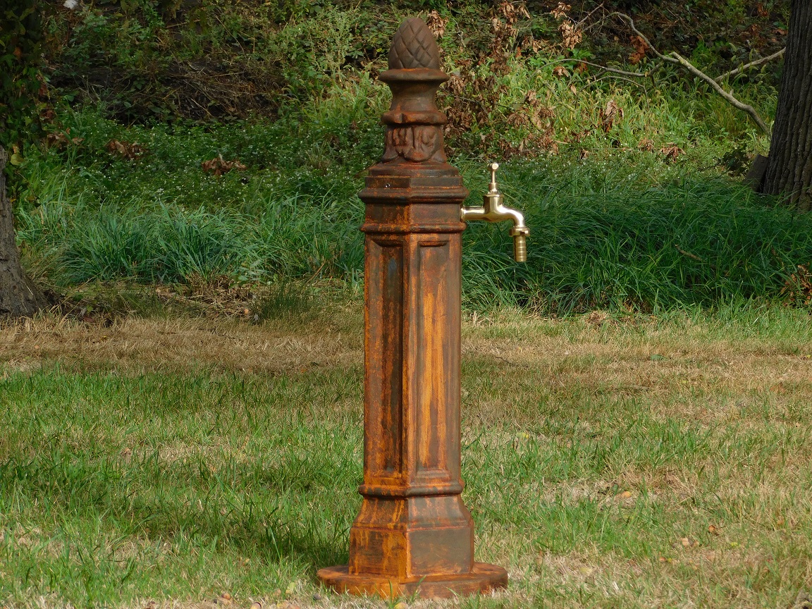 Exclusive standing fountain - water tap - alu in oxide