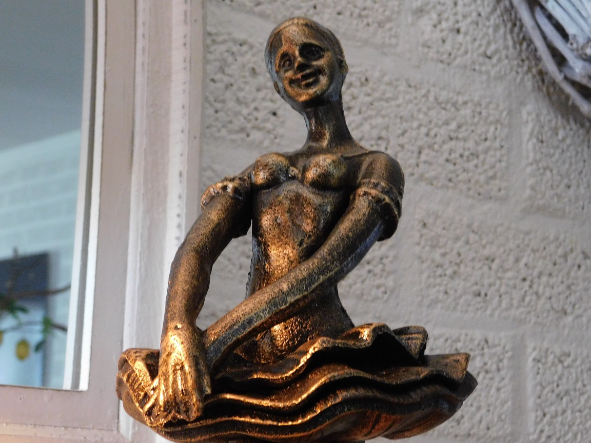 Statue einer Ballerina, Gusseisen, Bronze-Look, Heimdekoration