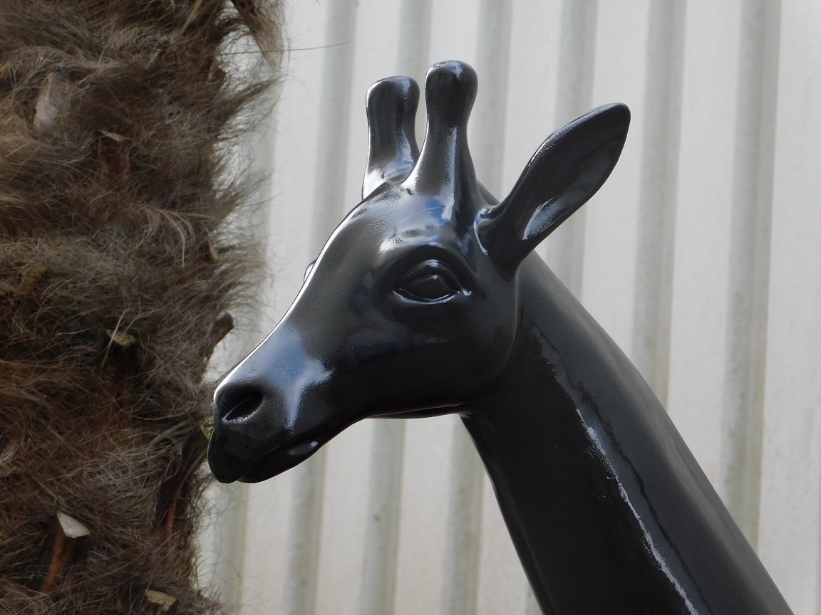 Decoratieve giraffe - zwart - polystone