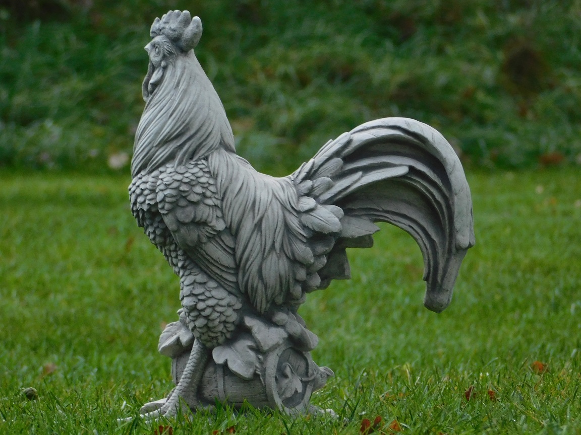 Statue Rooster - Solid Stone - Detailed