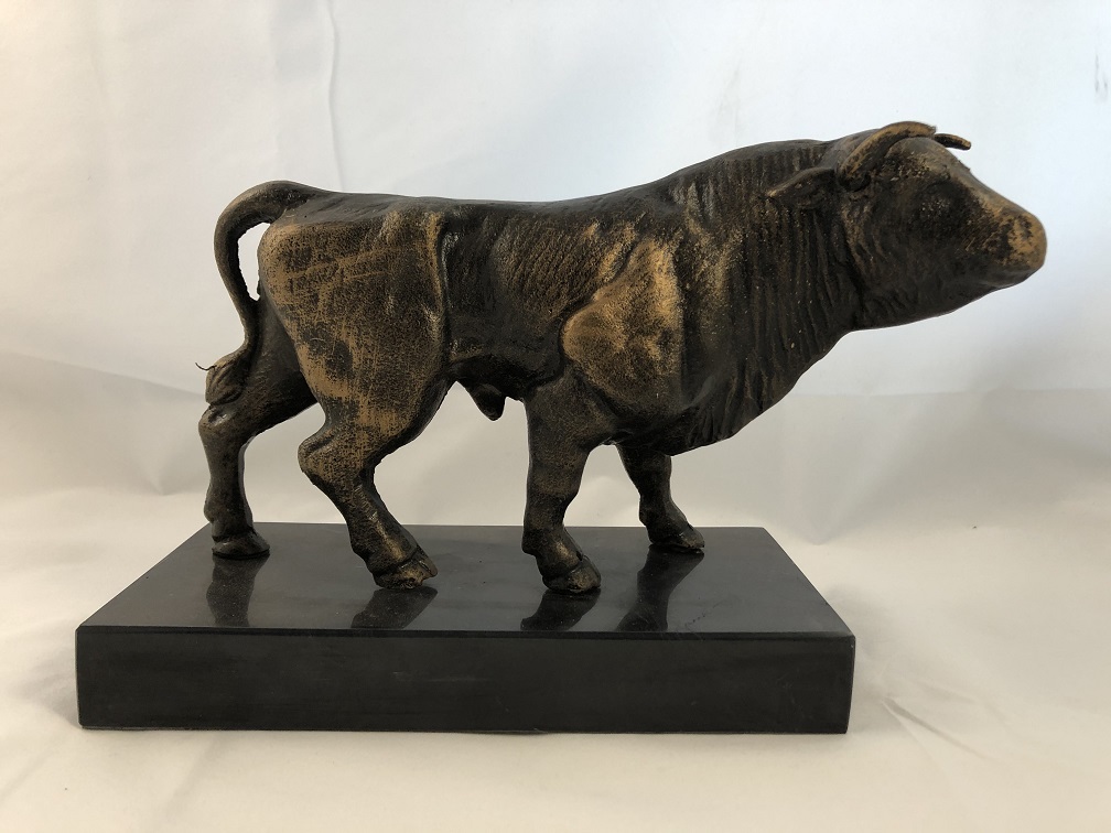 universiteitsstudent krater Bereid Sculptuur metalen bronskleurige grote stier, prachtig!! -  CountryClassicDesign, Alle accessoires voor in en om uw huis. Maak van je  huis een thuis.