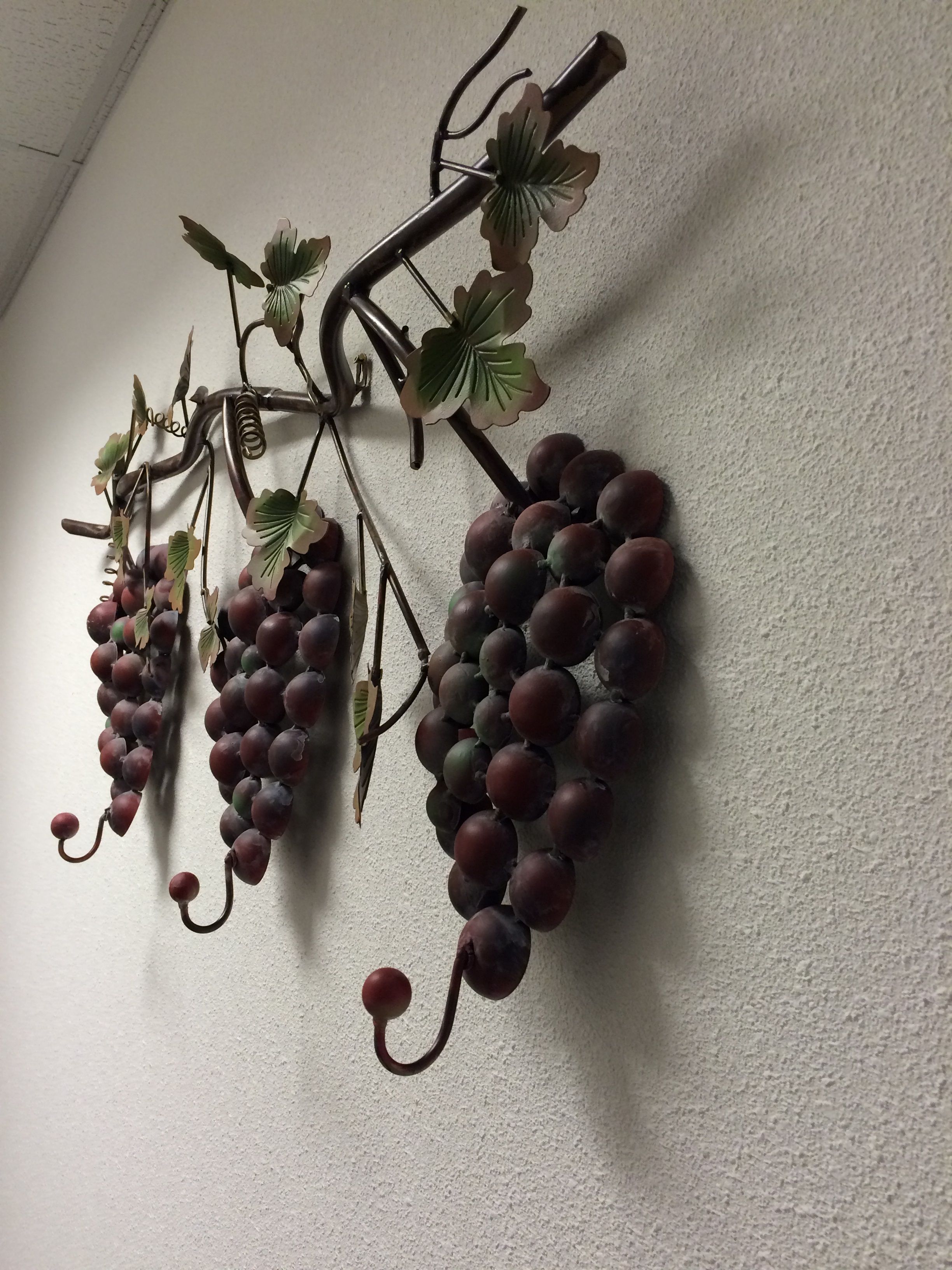 Coat rack Grapes - 3-Hooks - Vine