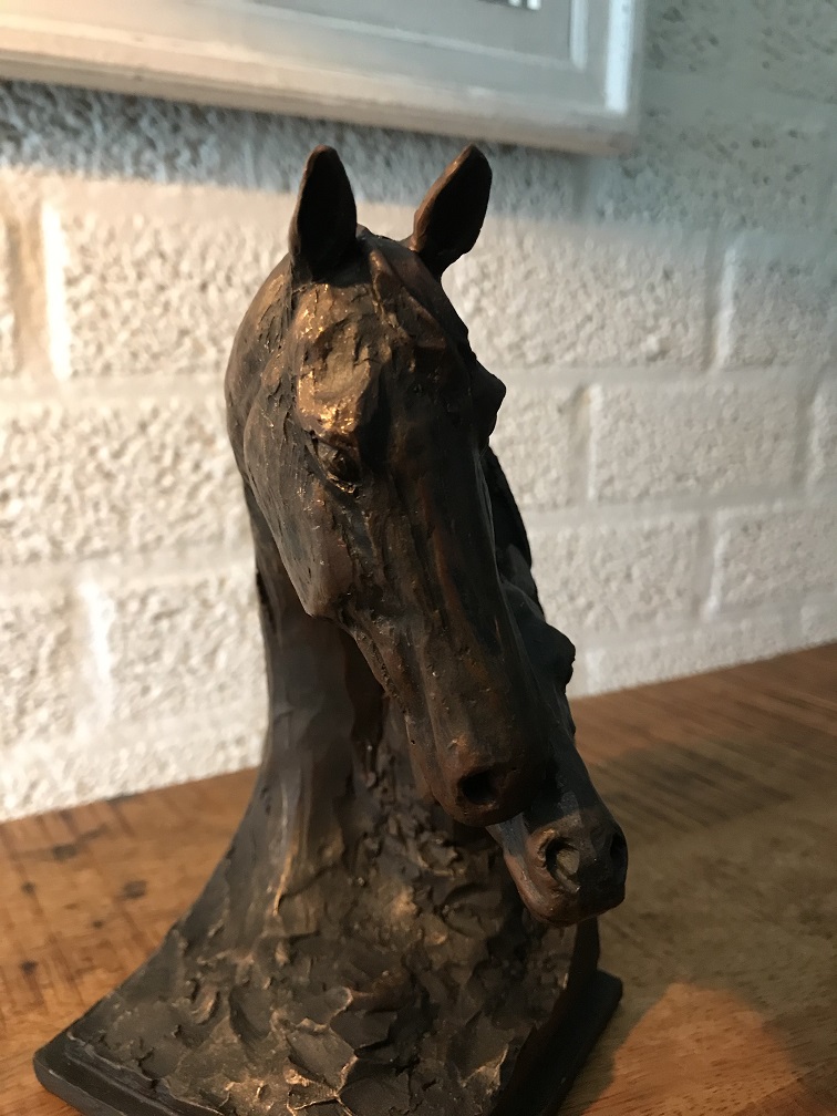 Bookend horse, statue mare with foal, horse statue in bronze look