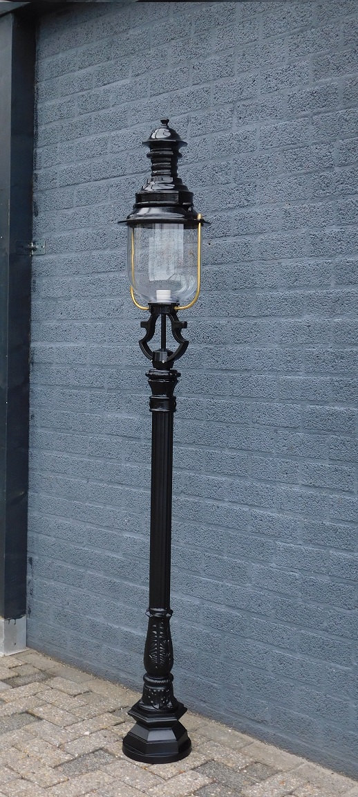 Laterne 'Unique' - Außenlampe, vertikale Laterne - schwarz