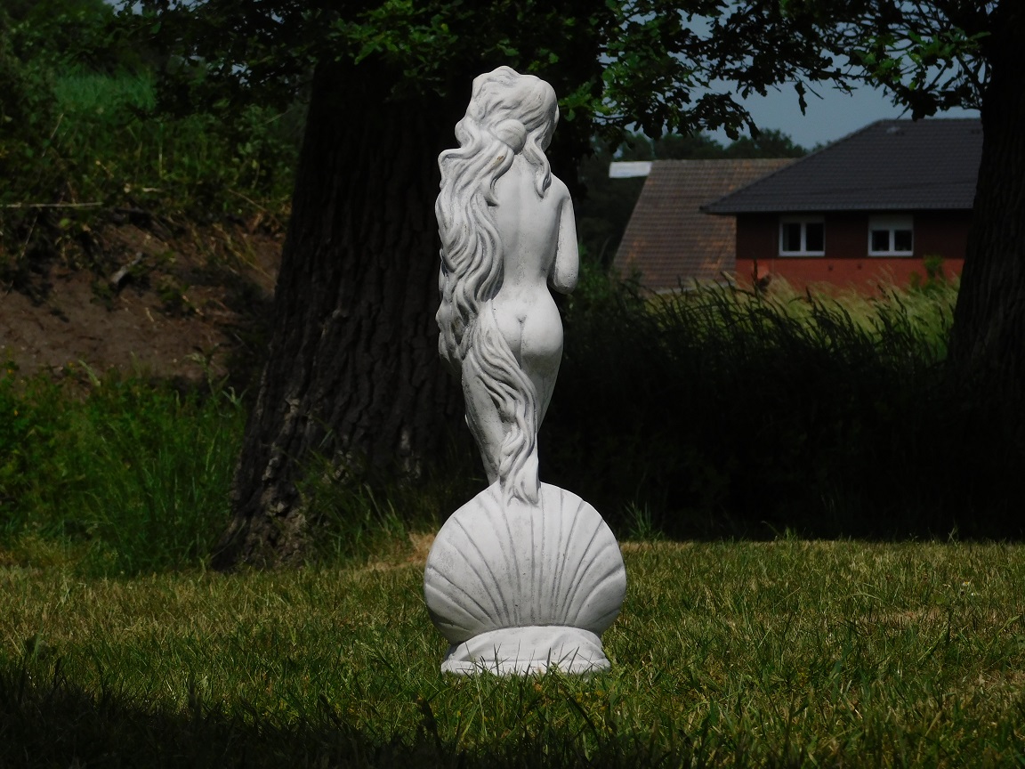 Statue Venus Aphrodite - solid stone - weatherproof
