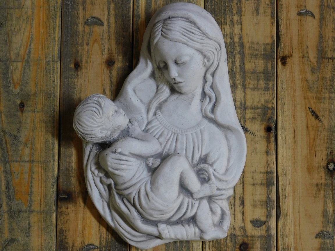 Vrouw met Kind - Steen - Wit met Grijs - Sculptuur