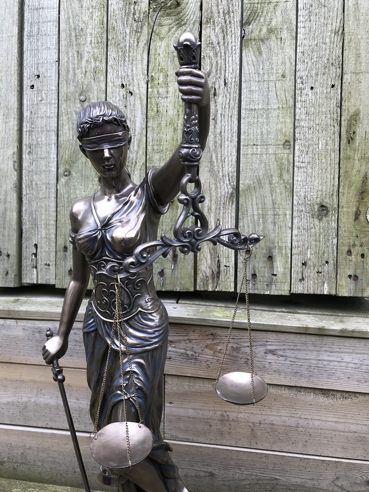 Eine große Statue der Lady Justice, Bronze, sehr schön!