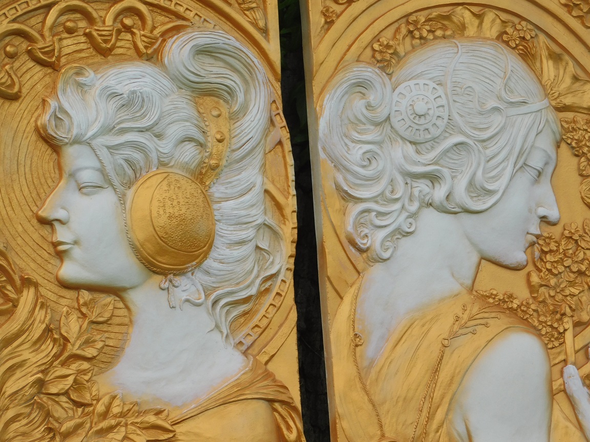 Set van 2 Wandplaten - Art Nouveau - MGO - Wandornament