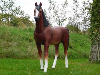 Horse Sculpture XXL - 190 x 220 cm - Polystone