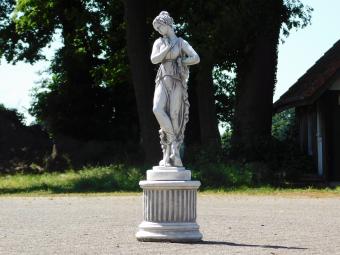Beeld Vrouw op Ronde Sokkel - 88 cm - Steen