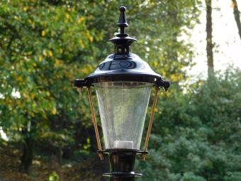 Classic Outdoor Lamp Black - 51 cm - Aluminum - Sleek Lamp Base with Brass Accent on the Shade