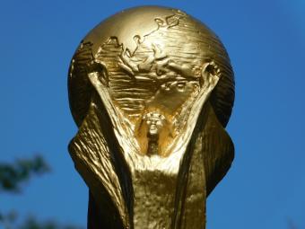 Decorative World Cup Trophy – 45 cm – Polystone