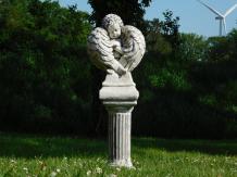 Engel met Vleugels op Sokkel - 110 cm - Steen