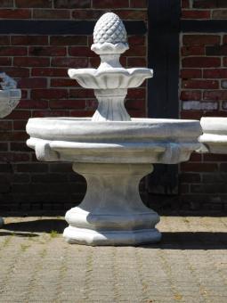 Fontein Dennenappel - 120 x 90 cm - Steen
