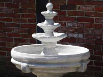 Klassischer Brunnen - 120 x 90 cm - Stein
