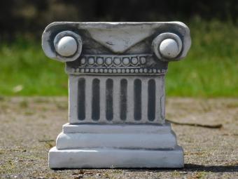 Griechischer Sockel Klein - 23 cm - Stein
