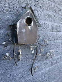 Birdhouse for on the Wall - Metal - Garden decoration