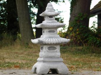 Japanese Pagoda Garden Statue – Stone – 45 cm