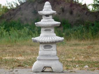 Japanese Pagoda Garden Statue – Stone – 45 cm