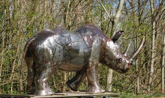Nashorn ''Rino'' XXL - 130 x 210 cm - Handgefertigt und einmalig