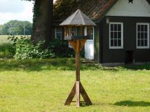 Handgefertigtes Vogelfutterhaus - Robust - 190 cm - Holz