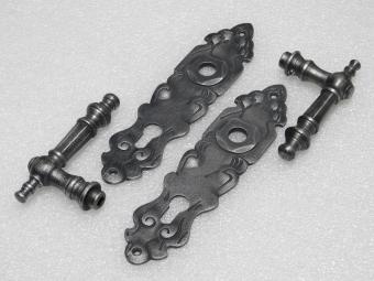 Door Hardware Set - Victoria Handles + Royale PC 92 Door Plates - Cast Iron, Galvanised