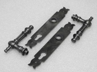 Door Fittings Set - Victoria Handles + Noble PC 92 Door Plates - Cast Iron, Galvanised