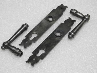 Set Deurbeslag - Klinken Windsor + Deurplaten Noble PC 92 - Gietijzer Verzinkt