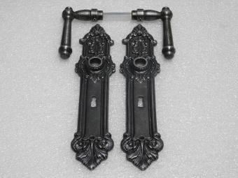 Door Hardware Set - Windsor Handles + Heritage BB 72 Door Plates - Cast Iron, Galvanised
