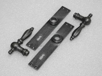 Door Hardware Set - Kensington Handles + Door Plates Blanco - Cast Iron Galvanized