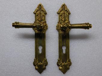 Türbeschlagset Messing – 2 Türgriffe + 2 Türschilder PC 92