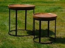 Set of 2 robust tables - wood with black metal base