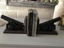 Set of Bookends - The Cannons - Black - Cast iron