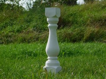 Elegant Stone Baluster Post – 60 cm High