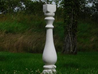 Elegant Stone Baluster Post – 90 cm High