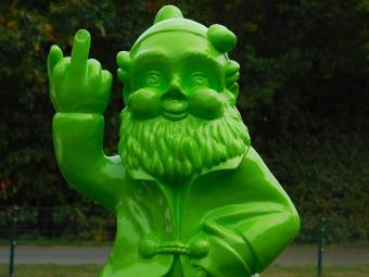 Garden Gnome Middle Finger XL - 80 cm - Green