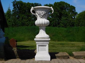 Gartenvase mit Ähren auf Sockel - 153 cm - Stein