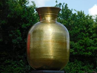 Einmalig: Vase XL - 80 cm - Gold - Metall