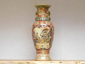 Vintage-Vase – 62 cm – Japanischer Satsuma-Stil – Handbemaltes Porzellan