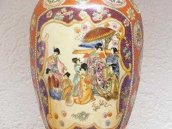 Vintage-Vase – 62 cm – Japanischer Satsuma-Stil – Handbemaltes Porzellan
