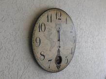 Clock - Map of the World - with pendulum