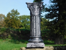 Sockel - Säule - Silber - Polystone