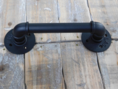 Beautiful industrial door handle, iron black modern, very nice.