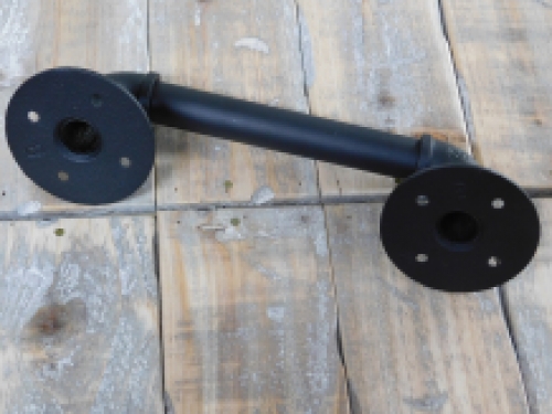 Beautiful industrial door handle, iron black modern, very nice.