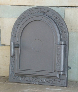 1 oven door for the stove or oven, cast iron.