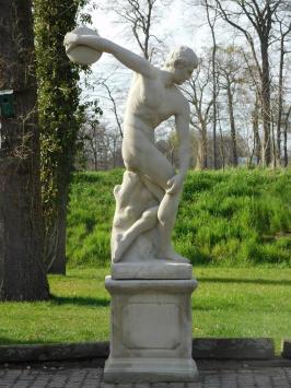 Diskuswerfer auf Sockel XL - 230 cm - Kunststein - Vintage