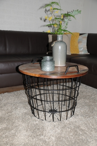Table basket By-boo-metal-colonial hardwood tabletop, very trendy!!